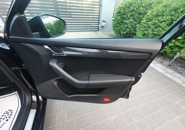 Skoda Octavia cena 56999 przebieg: 246281, rok produkcji 2015 z Grudziądz małe 781